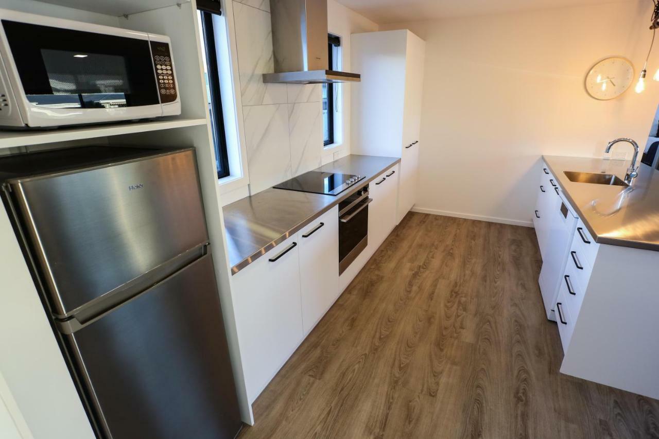 4 - Charming Space, Just A Stone Throw From Central Ванака Экстерьер фото