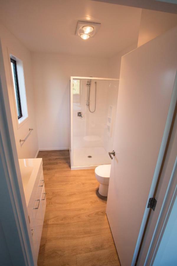 4 - Charming Space, Just A Stone Throw From Central Ванака Экстерьер фото